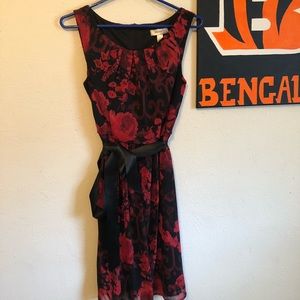 Size 4 Black/Red DressBarn